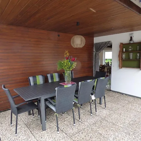 Διαμέρισμα Geraeumige Im Sauerland