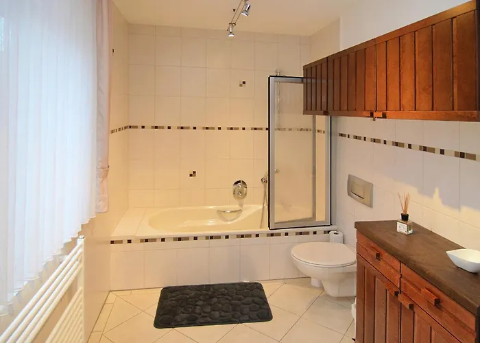 Geraeumige Im Sauerland 아파트 *