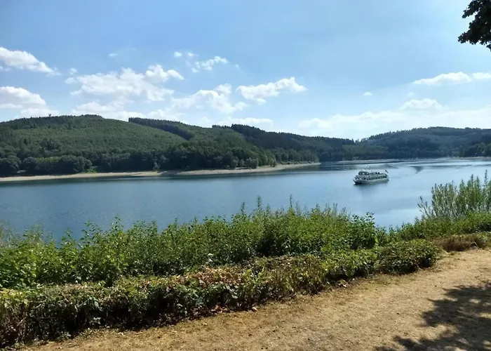 Geraeumige Im Sauerland 이싱하우젠